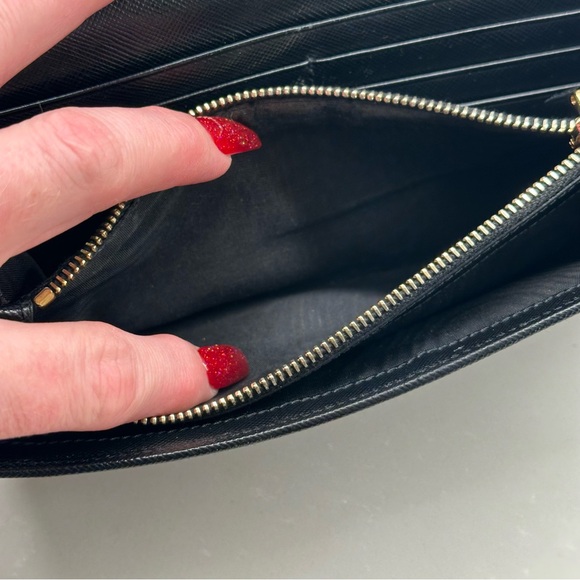 🖤Authentic Prada Saffiano Leather Wallet On Chain🖤 - Picture 12 of 13